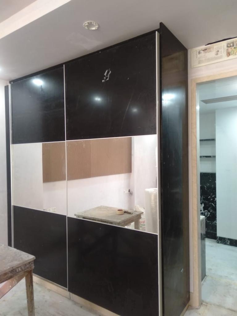 indias-no-1-modular-wardrobes-brand-company-in-noida-greater-noida-india-largest-closets-company-in-noida
